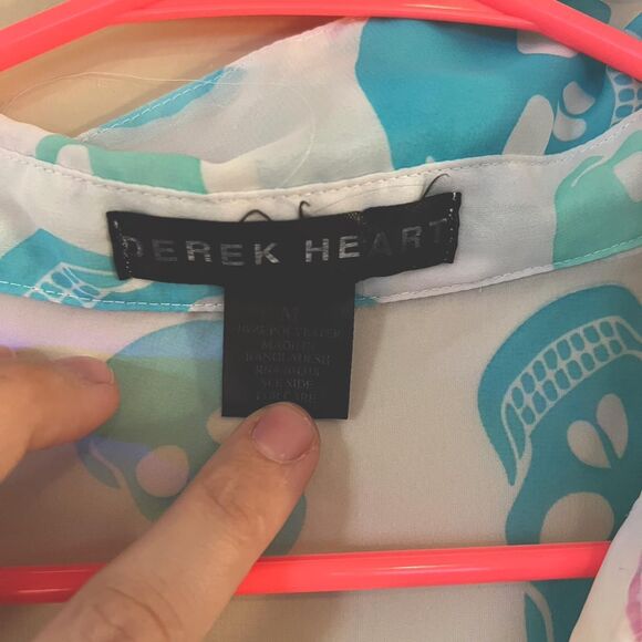 Derek Heart Women's multi Blouse - Picture 3 of 3